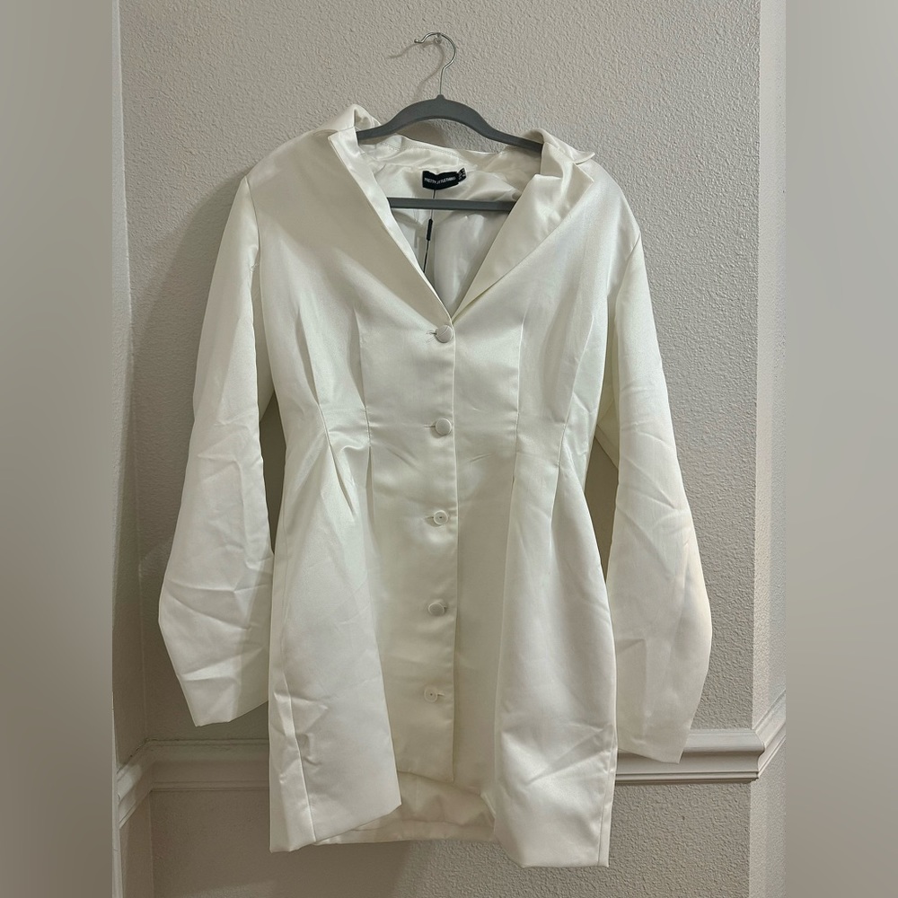 PrettyLittleThing Satin Blazer Dress